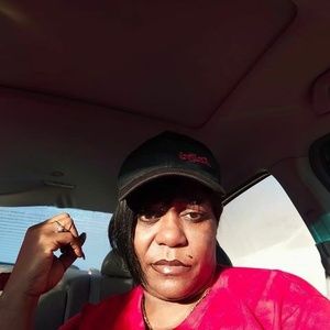 Meet your Posher, Geneva